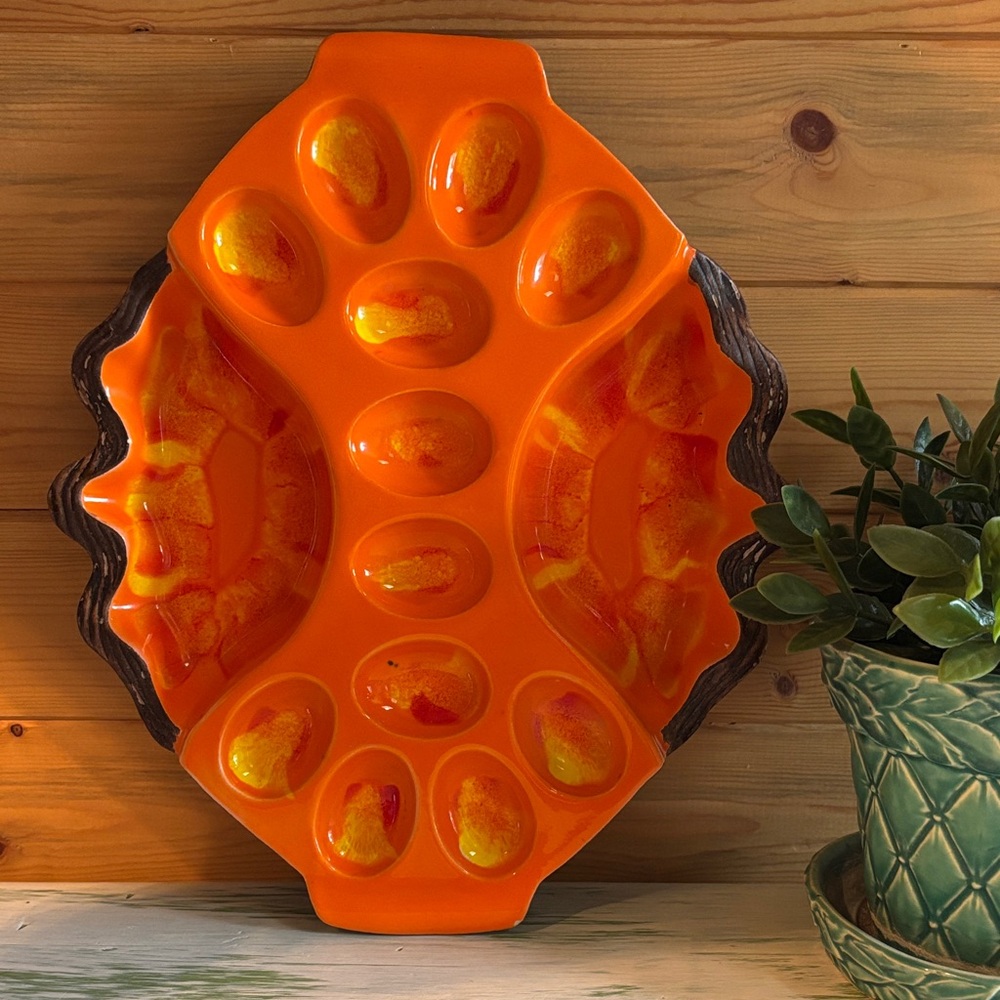 USA 749 Pottery Vibrant Orange/Yellow Shaped Egg Ceramic Tray